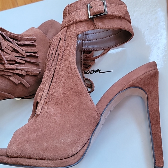 💋Jessica Simpson Marienna Fringe Suede Heels - Picture 5 of 7